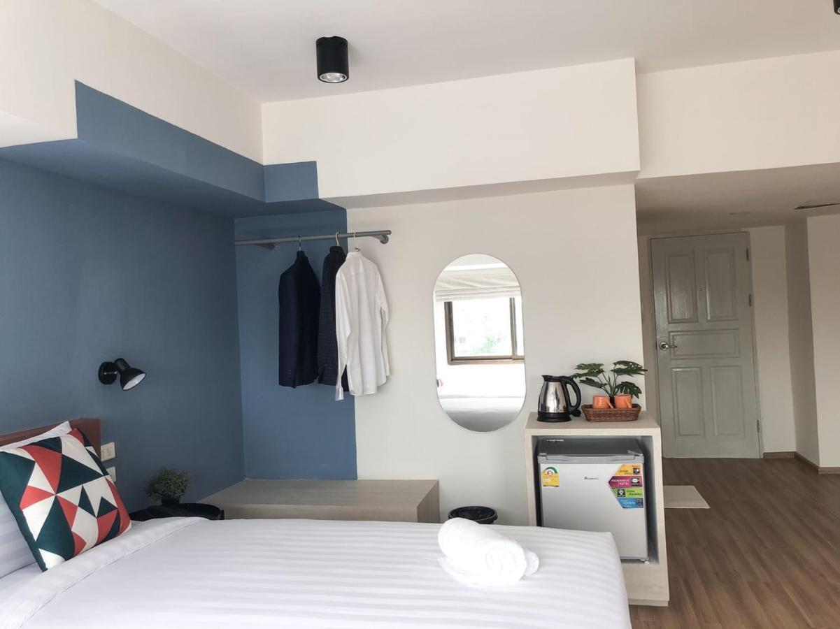 Saffron Hill Minburi Hotell Bangkok Exteriör bild